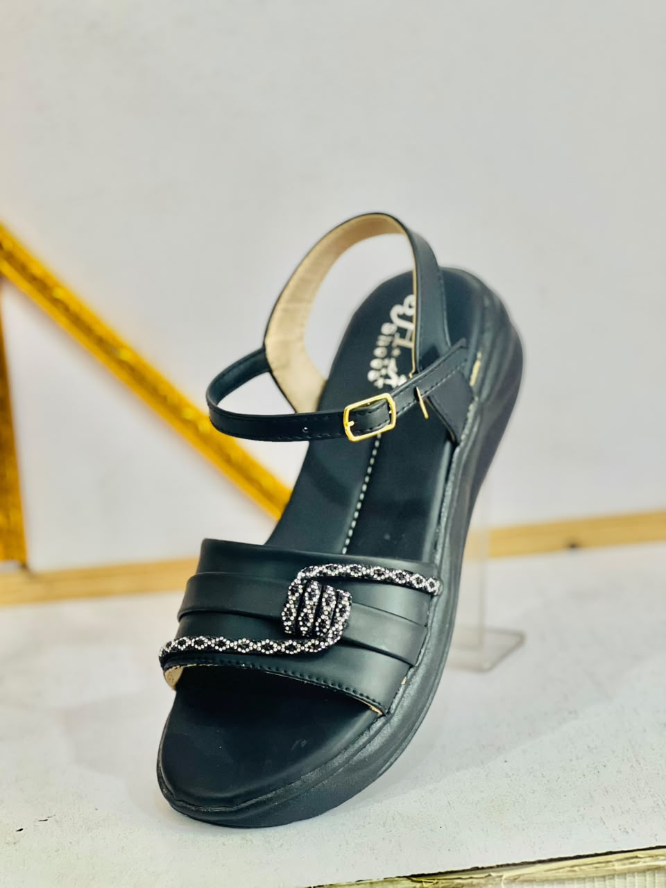 ZX stylish trandy and comfortable sandels
